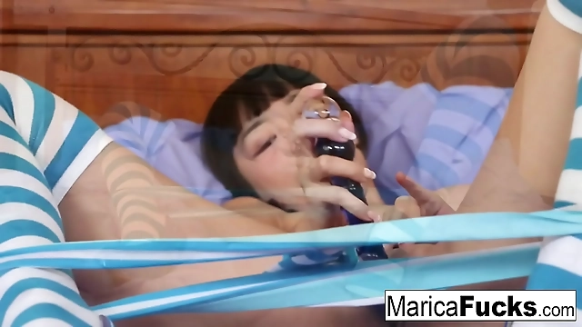 Japanese Superstar Lubricates Herself with Glass Toy for Unforgettable Pleasure