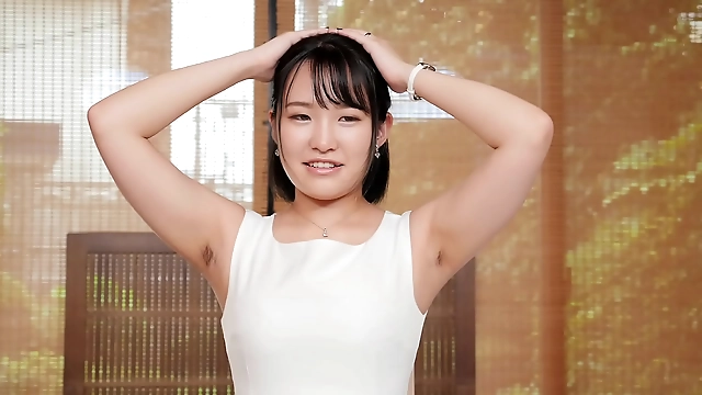 Sexy Wife with Hairy Armpits Shows Banzai Nakadashi: Suzune Ozawa s AV Debut!