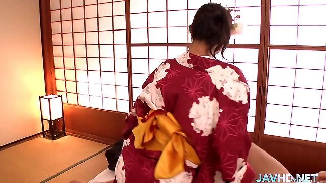 Enjoy the Luscious Boobs of Japanese Beauties in Vol 85!