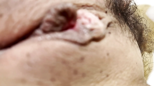 Ukrainian Stunner Goes Saucy to Survive Political Turmoil: JAV Porn Videos for Cash