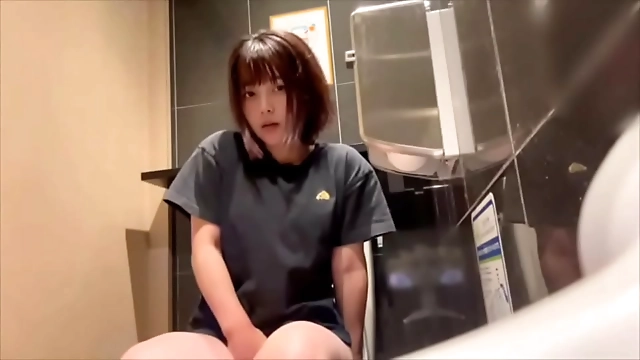 Luscious Momoka Can't Get Enough of Big Cock, Wants to Feel Good Now!