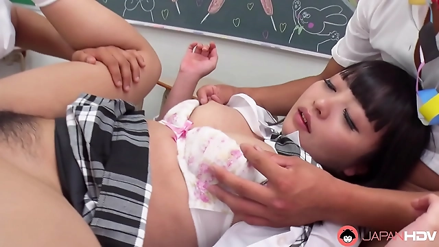 JAV Icon Miyabi Had a Sultry Threesome in the Classroom - Uncensored!