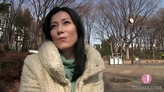 JAV Enchantress Fucks Herself with a Sex Toy till Climaxing Uncontrollably!