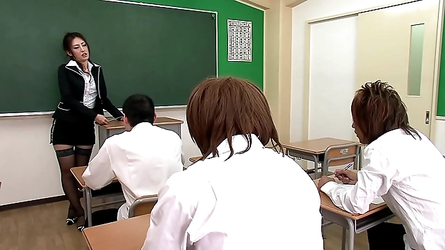 Japanese Siren Sucks Off Luscious Students Gets Encrusted in Kinky Hospital